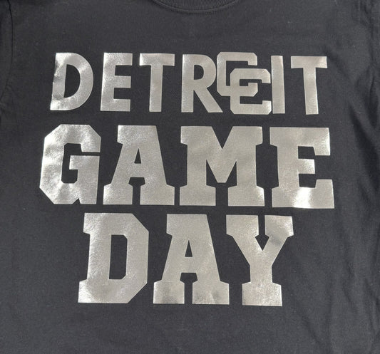 Love Peace Threads Black/Silver Crop Tee