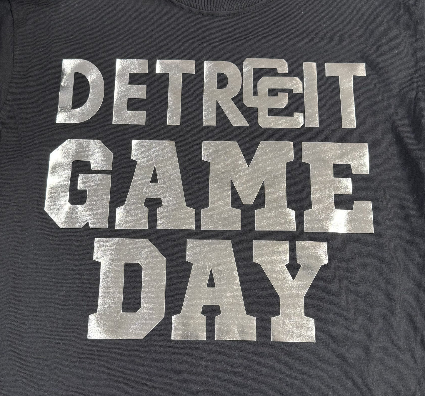 Love Peace Threads Black/Silver Crop Tee