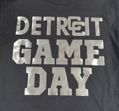 Love Peace Threads Black/Silver Crop Tee